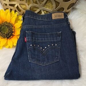 Levi's Women's Denim Jeans with Studded Pocket